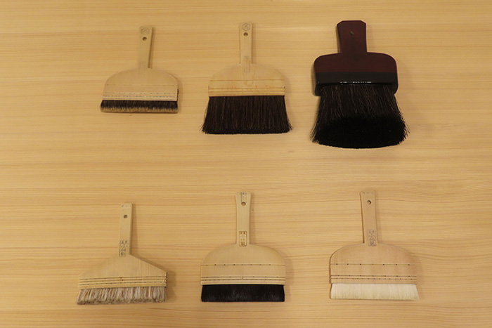 刷毛と筆